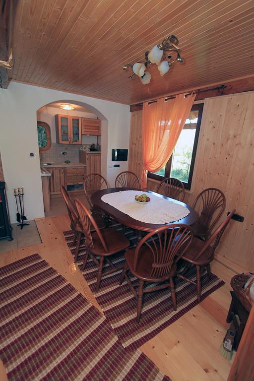 Holiday Home Vesna Brod na Kupi Phòng bức ảnh